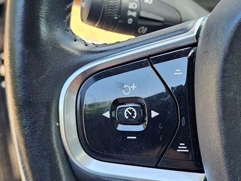 Used 2016 Volvo XC90 T6 Inscription w/ Protection Package Plus AWD/4WD image 29