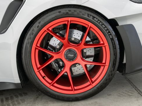 Used 2025 Porsche 911 GT3 RS RWD image 10