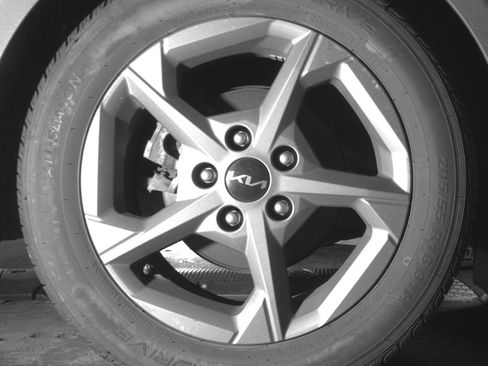 Used 2025 Kia K4 LXS image 15