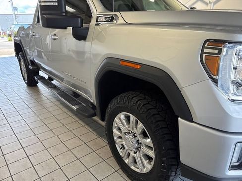 Used 2021 GMC Sierra 2500 Denali w/ Denali Ultimate Package AWD/4WD image 19