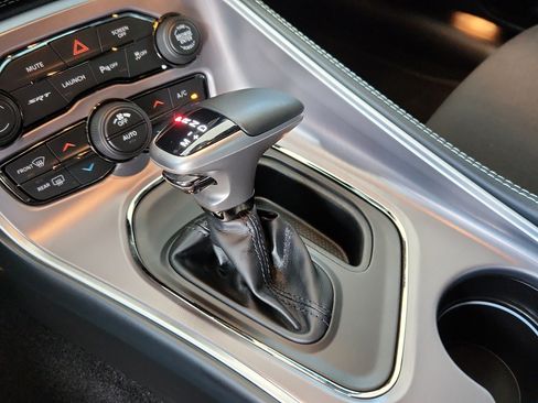 Used 2022 Dodge Challenger SRT Hellcat RWD image 21