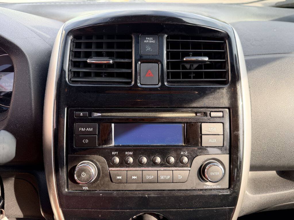 Used 2015 Nissan Versa Note SV FWD image 17