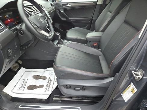 Used 2024 Volkswagen Tiguan Wolfsburg Edition image 20