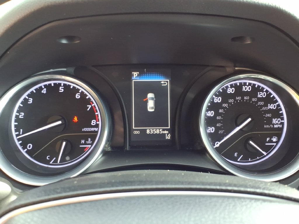 Used 2020 Toyota Camry LE FWD image 28