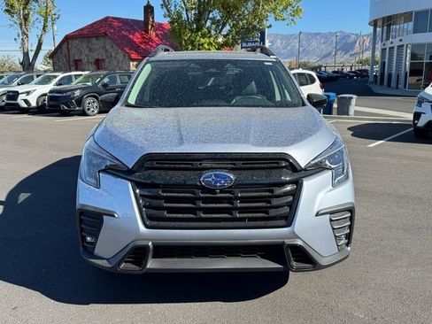 Used 2025 Subaru Ascent Bronze Edition w/ Onyx Package image 8