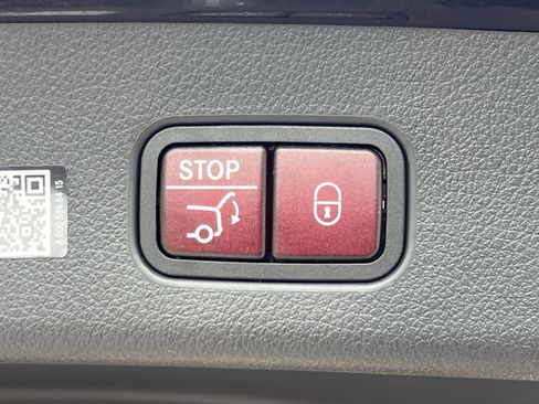 New 2026 Mercedes-Benz GLC 300 4MATIC image 25