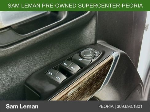 Used 2020 Chevrolet Silverado 1500 LT image 17