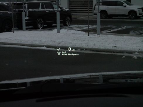 Certified 2024 Cadillac XT6 Sport w/ Technology Package image 27