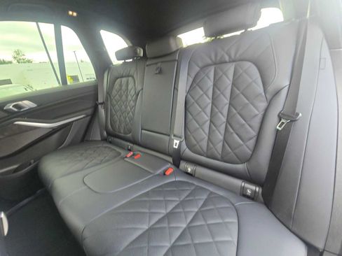 Used 2026 BMW X5 xDrive40i w/ M Sport Package AWD/4WD image 17
