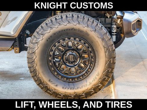 New 2025 Jeep Gladiator Sport image 11