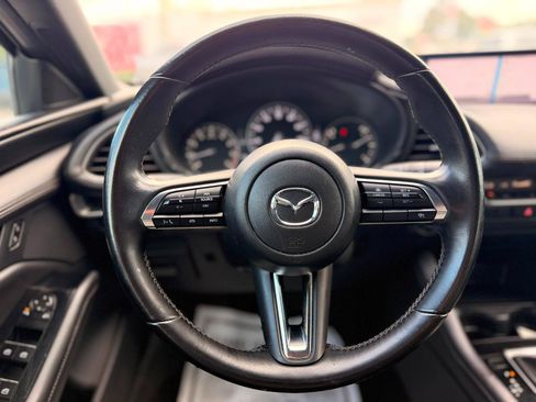 Used 2024 MAZDA MAZDA3 s FWD image 19
