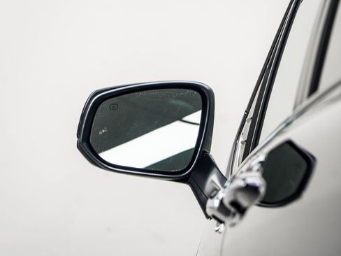 Used 2022 Toyota Sienna XSE image 14