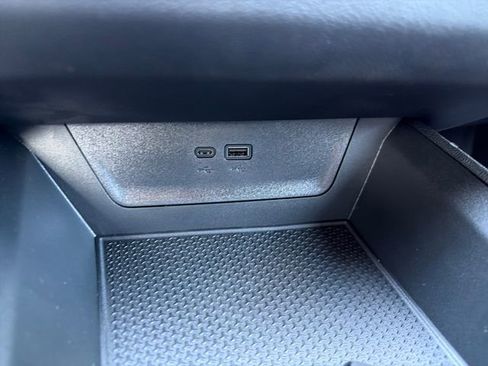 New 2026 Chevrolet Equinox LT w/ Safety and Technology Package FWD image 30