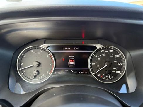 Used 2024 Nissan Rogue SV image 14