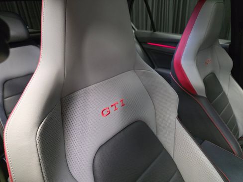 Used 2024 Volkswagen GTI Autobahn FWD image 34
