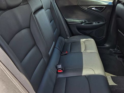 Used 2019 Chevrolet Malibu LT w/ Leather Package FWD image 45