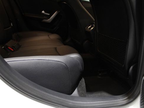 Used 2019 Mercedes-Benz A 220 A 220 image 10