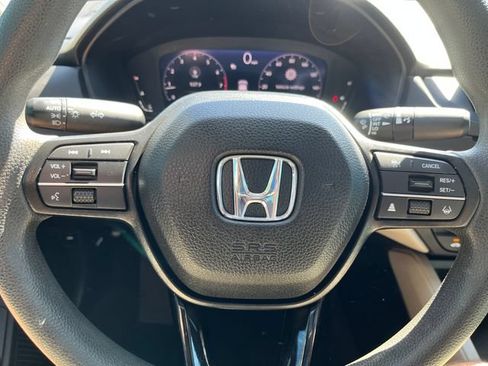 Certified 2023 Honda Accord EX image 32