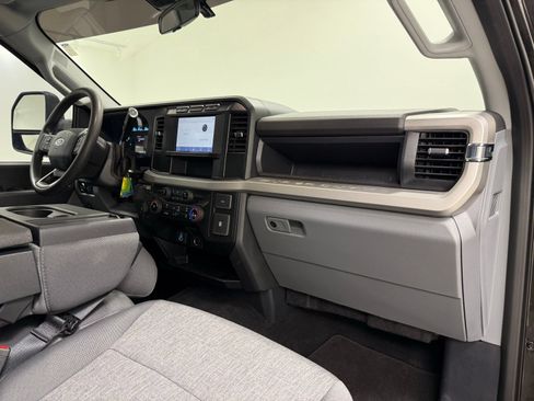 Used 2024 Ford F250 XL w/ STX Appearance Package AWD/4WD image 27