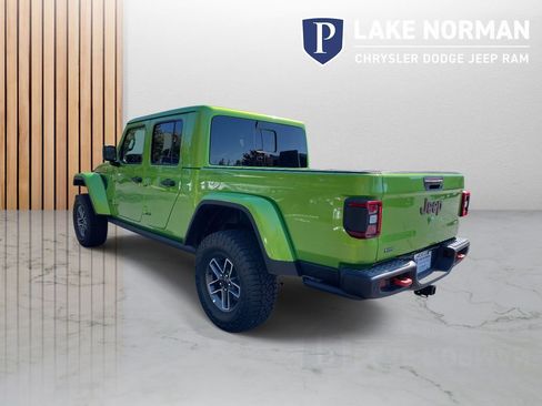 New 2025 Jeep Gladiator Mojave image 7