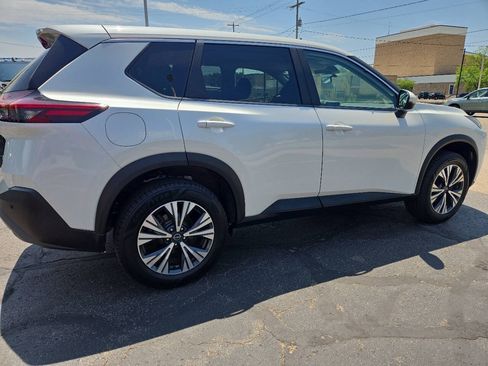 Used 2023 Nissan Rogue SV AWD/4WD image 6