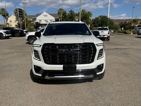 Used 2025 GMC Yukon XL Denali Ultimate AWD/4WD image 2