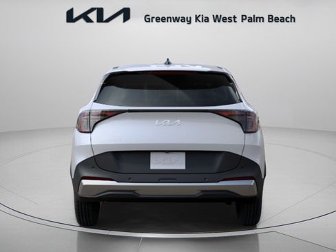 New 2026 Kia Sportage LX FWD image 6