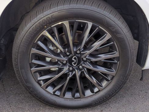 Used 2025 INFINITI QX80 Autograph w/ Autograph Exterior Package AWD/4WD image 12