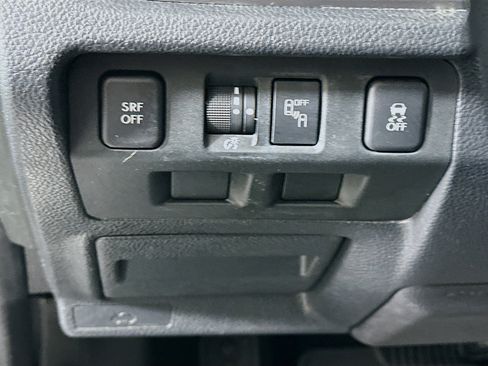 Used 2018 Subaru Forester 2.5i Premium AWD/4WD image 17
