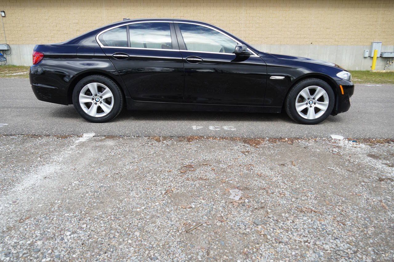 Used 2013 BMW 528i xDrive Sedan AWD/4WD image 5