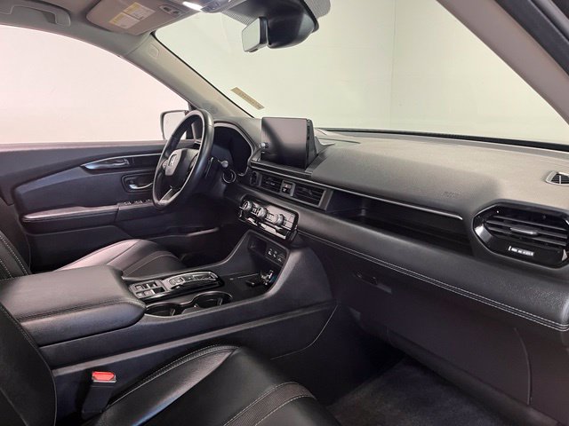 Used 2024 Honda Pilot EX-L image 11