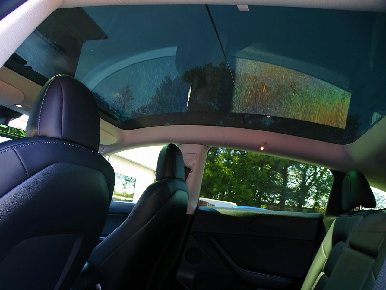 Used 2022 Tesla Model Y Performance AWD/4WD image 22