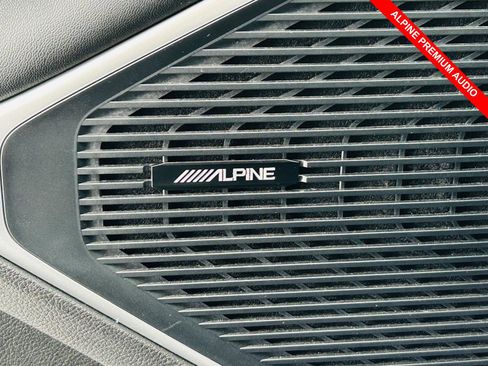 Used 2025 Jeep Wagoneer Series II image 4