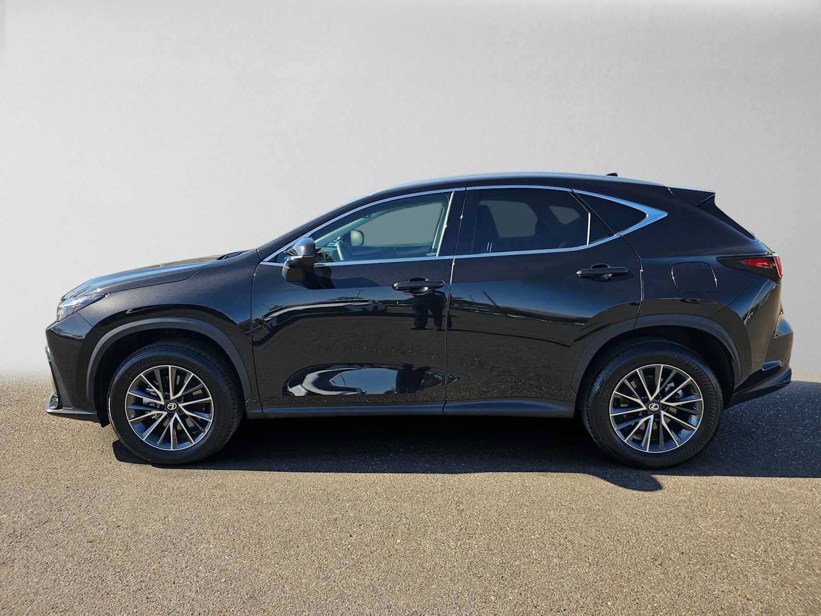Used 2026 Lexus NX 350 AWD w/ Accessory Package (2T) image 6