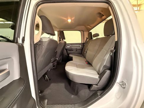 Used 2020 RAM 2500 Big Horn AWD/4WD image 16
