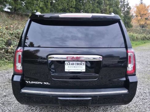 Used 2018 GMC Yukon XL Denali w/ Denali Ultimate Package image 9