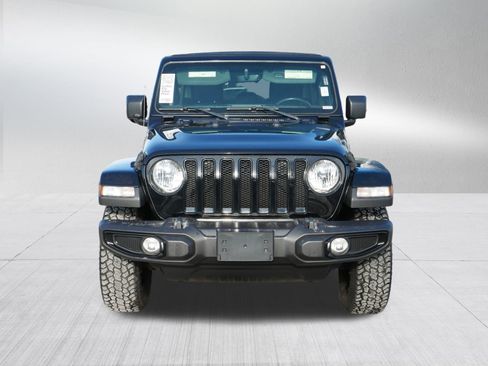 Used 2021 Jeep Wrangler Unlimited Sahara image 2