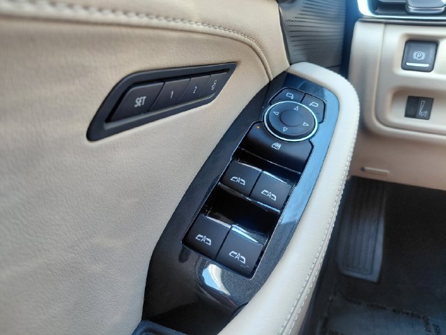 Used 2025 Cadillac CT5 Premium Luxury w/ Sun And Sound Package RWD image 17
