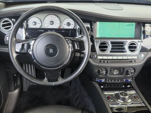 Used 2016 Rolls-Royce Ghost RWD image 11