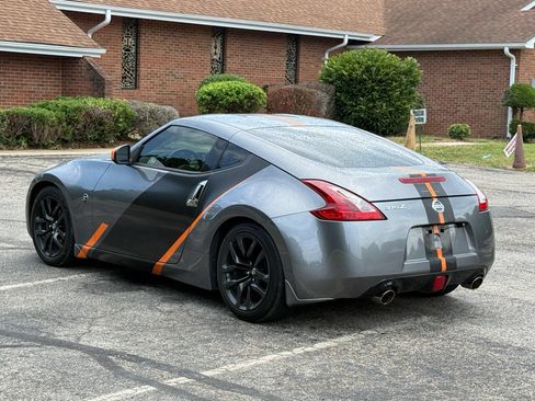 Used 2020 Nissan 370Z Coupe RWD image 5