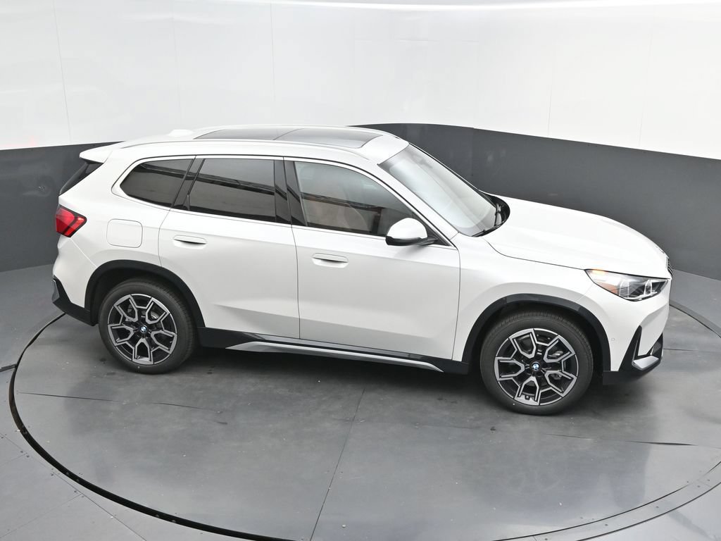 New 2027 BMW X1 xDrive28i AWD/4WD image 39