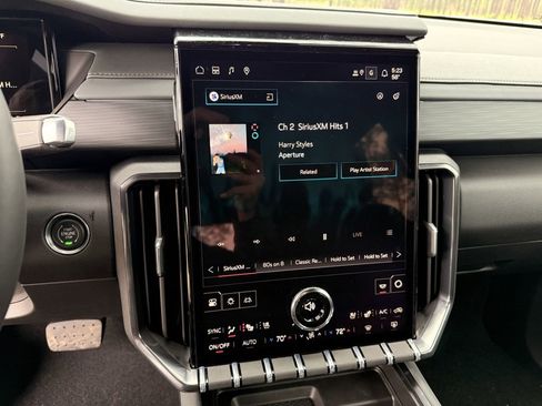 New 2026 GMC Acadia AT4 w/ Luxury Package AWD/4WD image 20