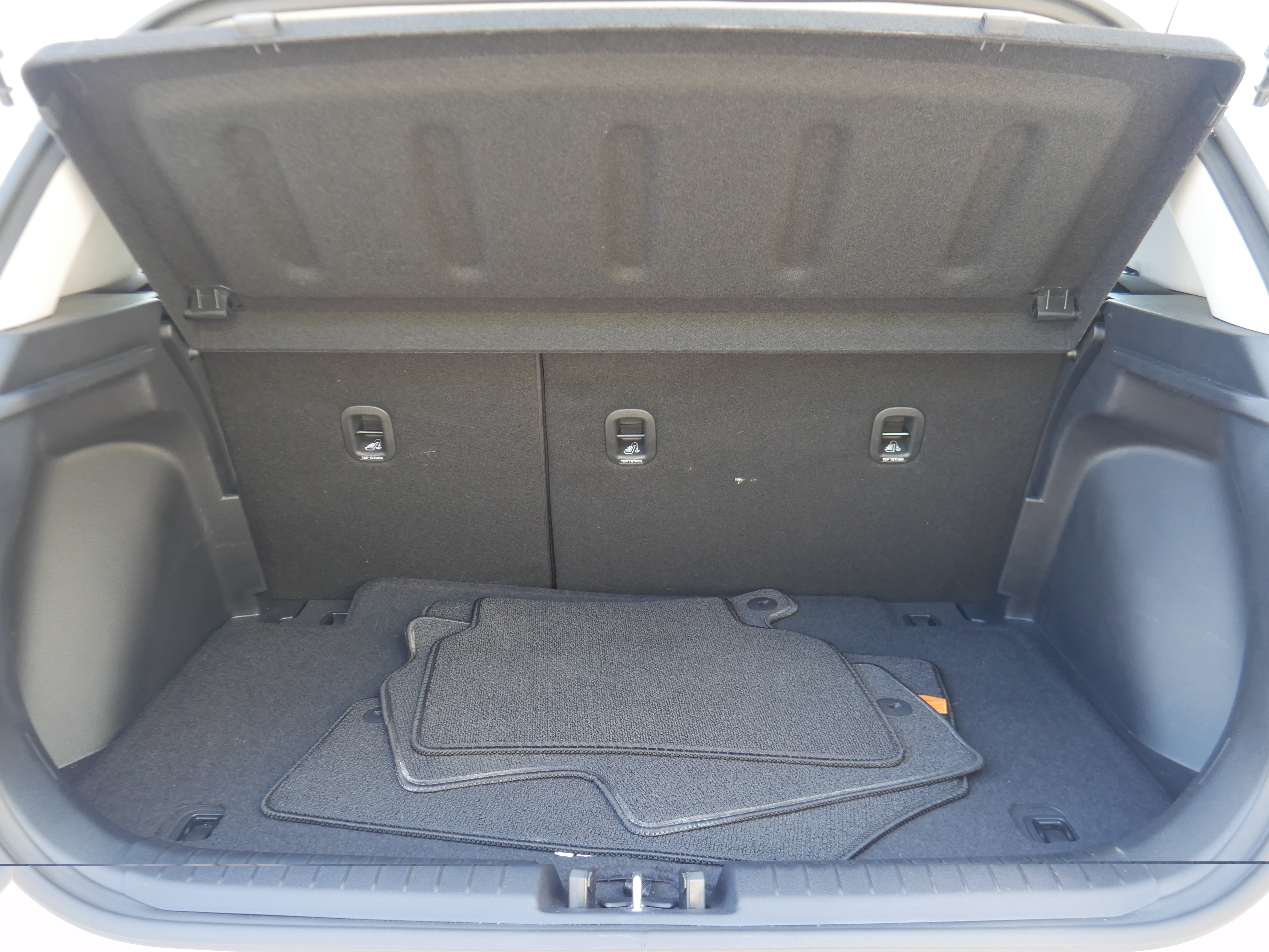 Used 2026 Hyundai Venue SE FWD image 6