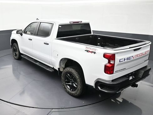 Used 2024 Chevrolet Silverado 1500 Custom Trail Boss AWD/4WD image 14
