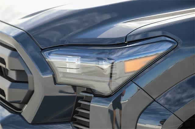 New 2026 Toyota Tacoma SR5 RWD image 8