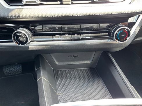 New 2026 Chevrolet Equinox LT image 20