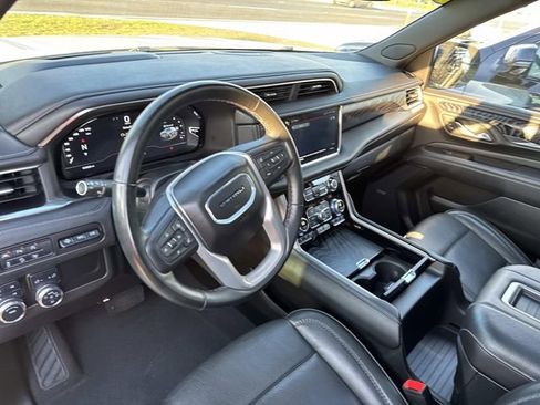 Used 2024 GMC Yukon XL Denali image 18