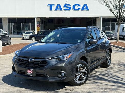 Used 2024 Subaru Crosstrek 2.0i Premium image 1