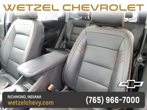 Used 2023 GMC Terrain AT4 w/ Infotainment Package II AWD/4WD image 16