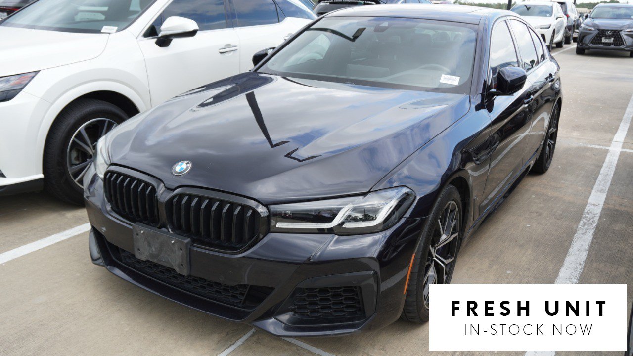Used 2023 BMW 540i w/ M Sport Package RWD image 1